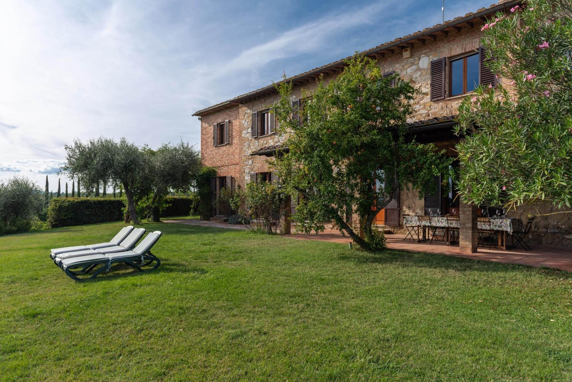 Villa Colombaio Siena Exterior foto